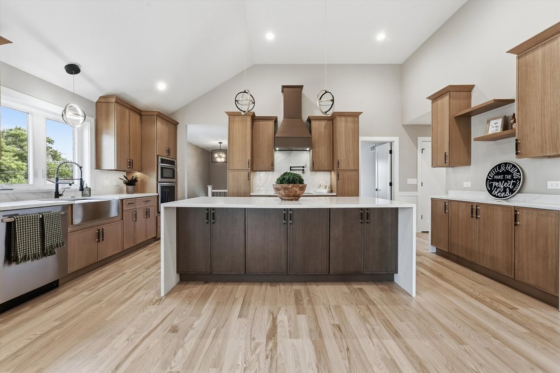 House in Bridgeview, Illinois, United States 5 - 18534974
