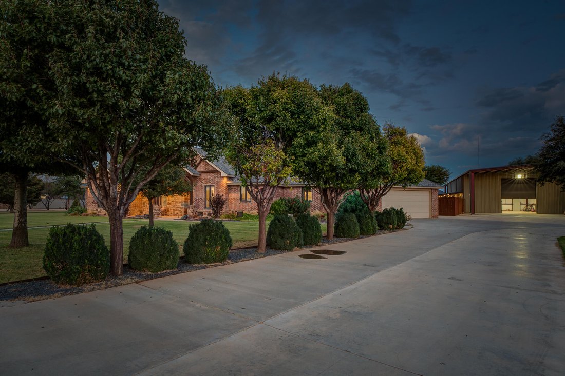 House in Lubbock, Texas, United States 4 - 18535487