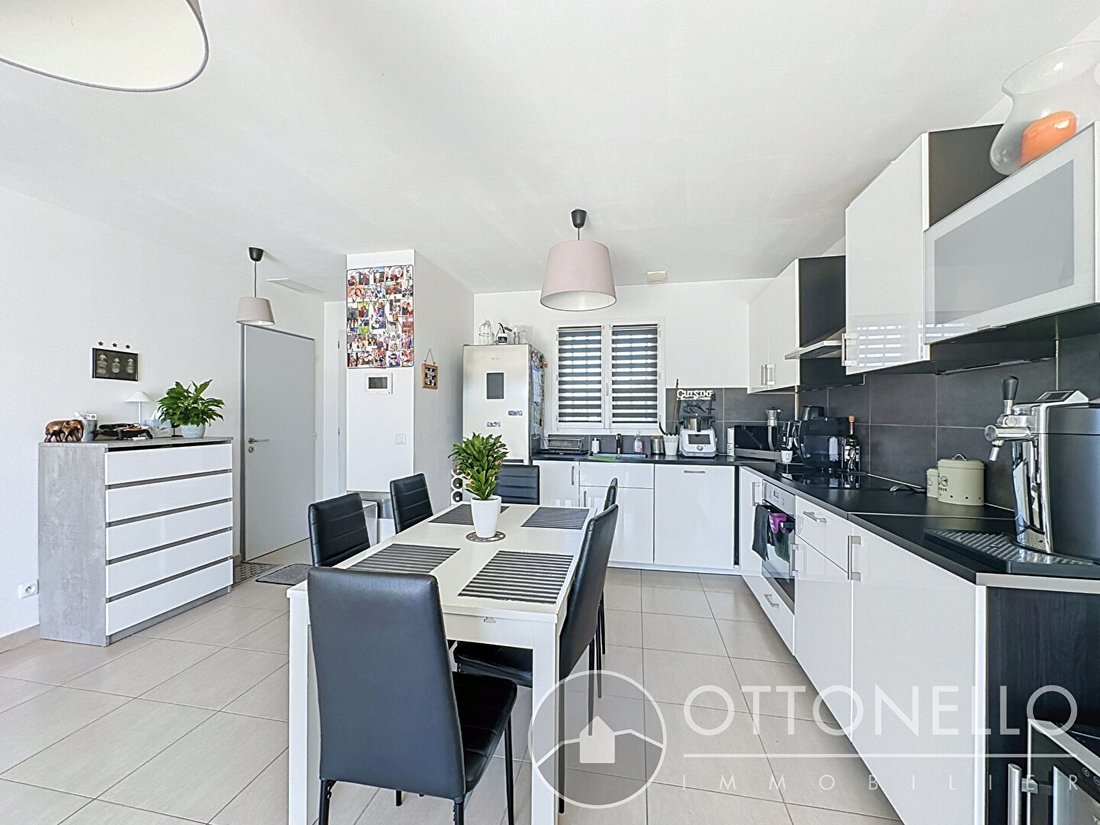 Villa in Ecarts, Roquebrune-sur-Argens, France 3 - 18405246
