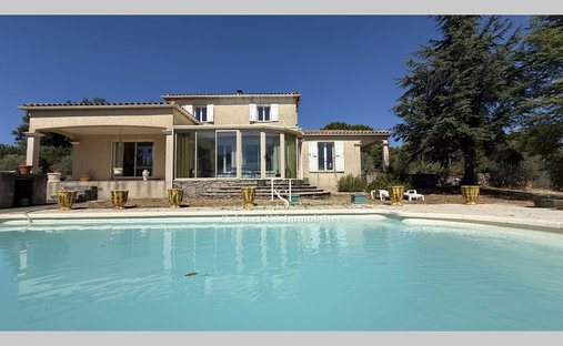 Villa in Centre Ville, Saint-Maximin-la-Sainte-Baume, France 1