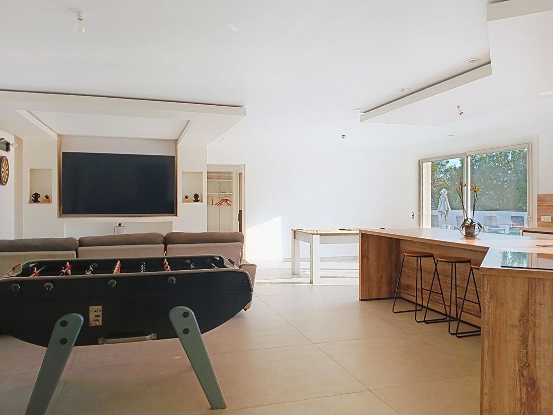 Villa in Sainte-Anastasie-sur-Issole, Provence-Alpes-Côte d'Azur, France 5 - 18536562