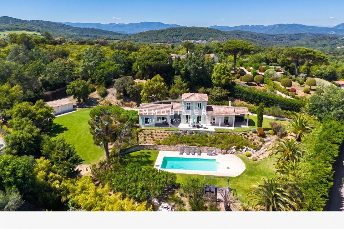 Villa in Gassin, Provence-Alpes-Côte d'Azur, France 1 - 17966915
