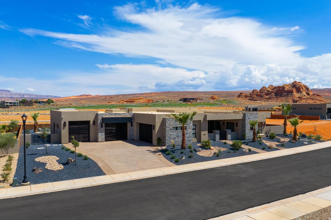 House in Hurricane, Utah, United States 1 - 17187476
