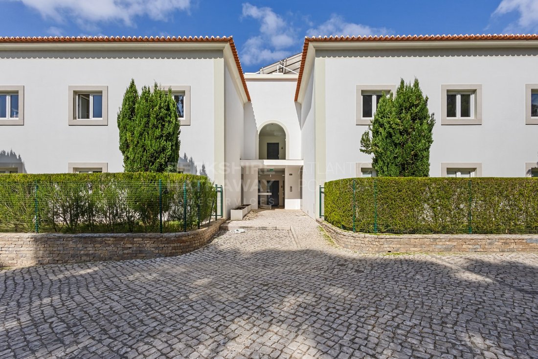 Apartment in Estoril, Cascais e Estoril, Lisbon 3 - 18536309