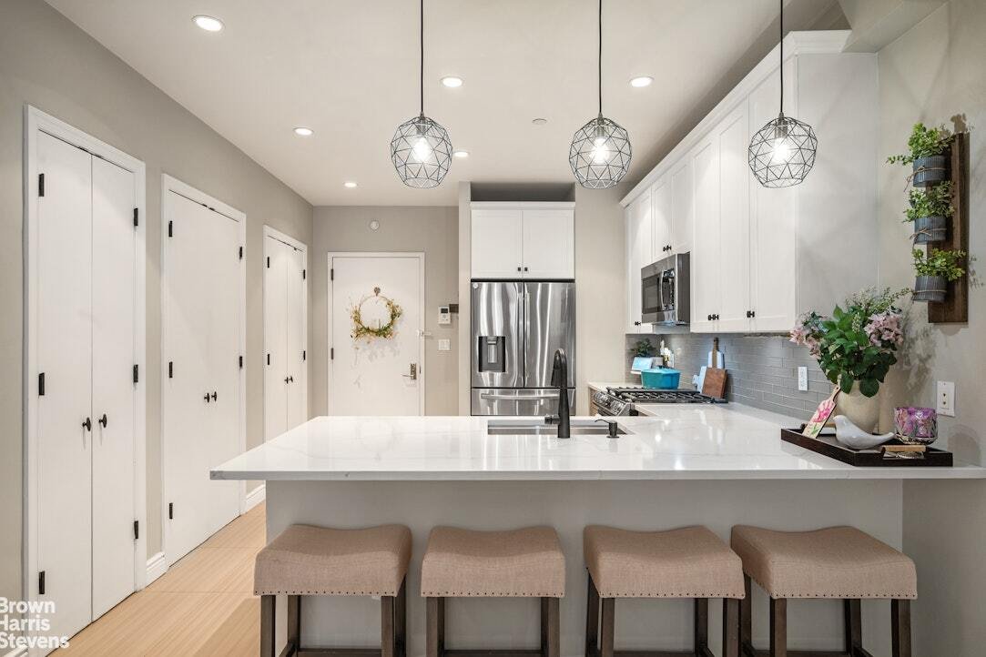 Condo in New York, New York, United States 4 - 18535692
