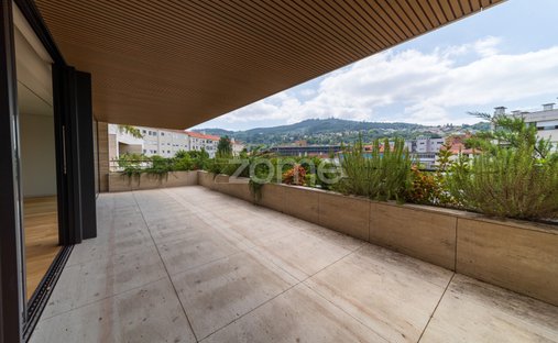 Apartamento en Oliveira, Sao Paio e Sao Sebastiao, Braga, Portugal 1