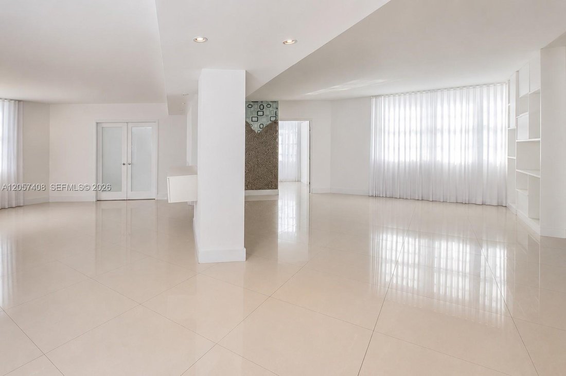 Condo in Miami, Florida, United States 5 - 18536072