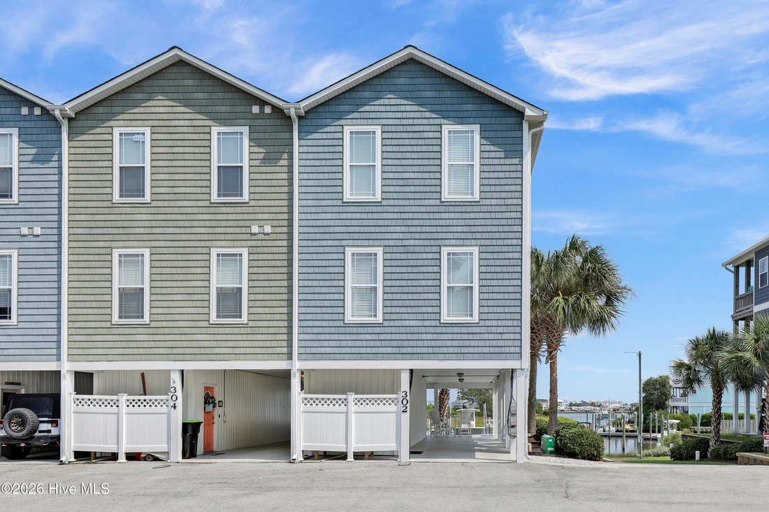 Townhouse in Topsail Beach, North Carolina, United States 1 - 18530504