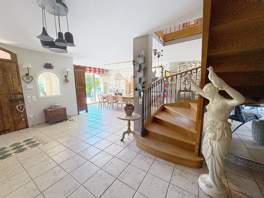Maison à Cernex, Auvergne-Rhône-Alpes, France 1 - 18224350