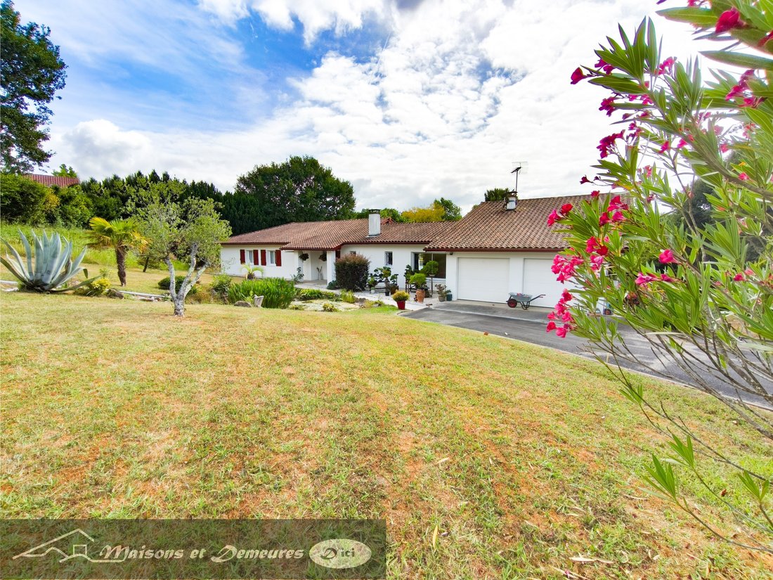 House in Urcuit, Nouvelle-Aquitaine, France 5 - 18534970