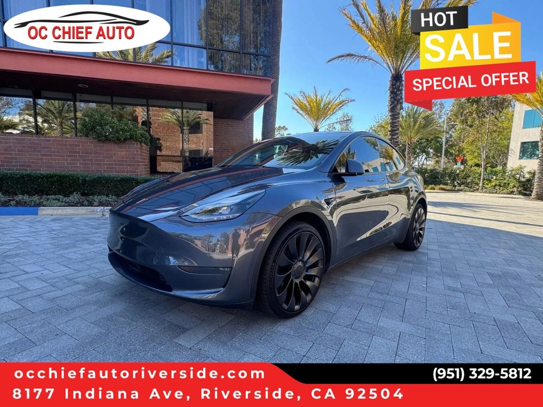 Suv in Riverside, CA, United States 1 - 18536136