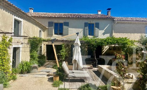 Country House in Mollégès, Provence-Alpes-Côte d'Azur, France 1