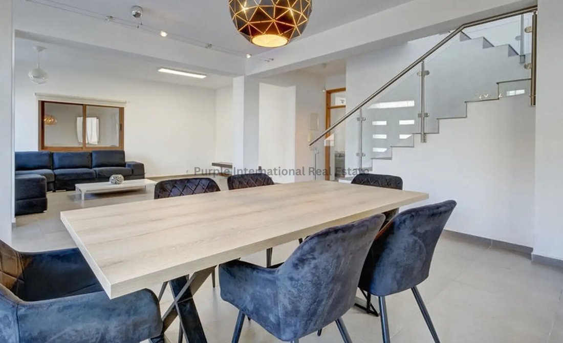Villa in Larnaca, Larnaca, Cyprus 3 - 18533666
