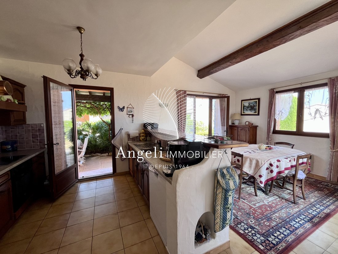 Villa a Fréjus, Provenza-Alpi-Costa Azzurra, Francia 3 - 18536003
