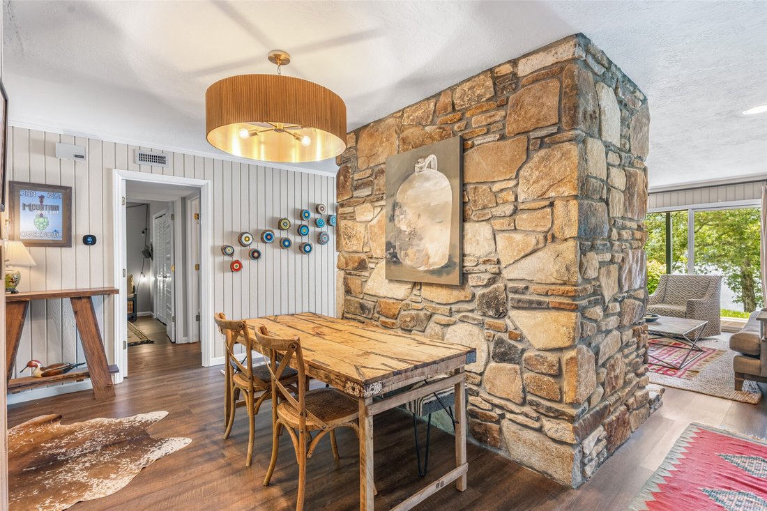 Condo in Lake Toxaway, North Carolina, United States 3 - 18533911