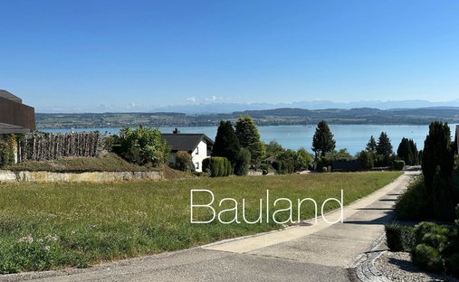 Land in Mont-Vully, Freiburg, Schweiz 1