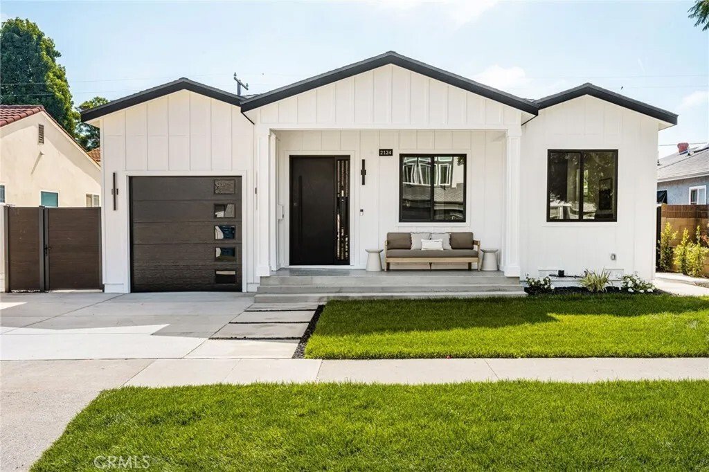 House in Signal Hill, California, United States 1 - 18535655