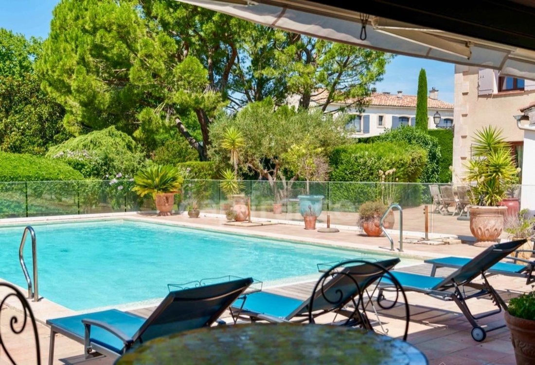 House in Fontvieille, Provence-Alpes-Côte d'Azur, France 1 - 18533491
