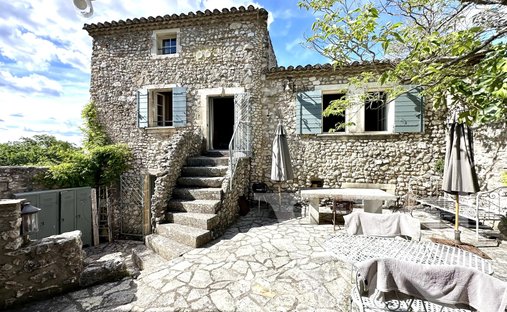 Maison à Eygalières, Provence-Alpes-Côte d'Azur, France 1