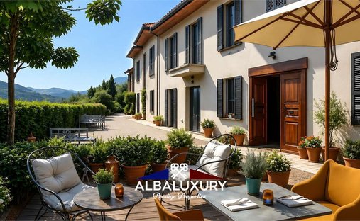 Villa a Neive, Piemonte, Italia 1