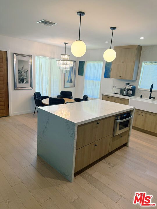 House in Los Angeles, California, United States 4 - 18535049