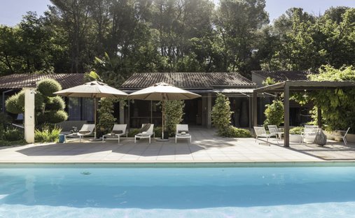 Maison à Nevons-route d'Apt, L'Isle-sur-la-Sorgue, France 1