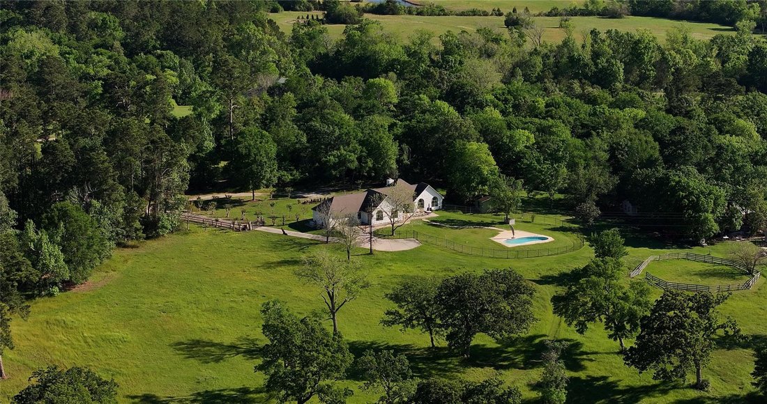 House in Montgomery, Texas, United States 3 - 18535733