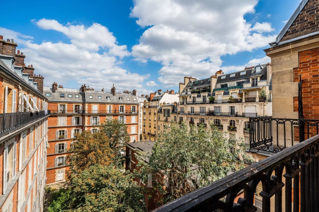 Apartment in Paris 8e Arrondissement, Paris, France 2 - 18533496