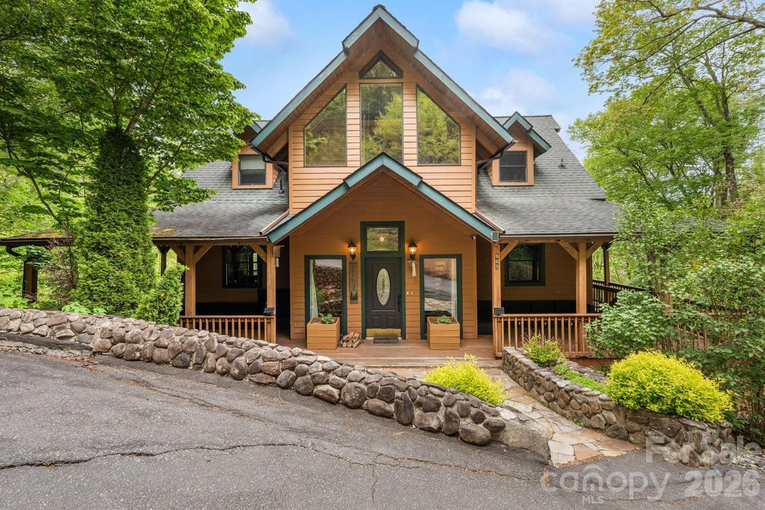 House in Burnsville, North Carolina, United States 1 - 18535598