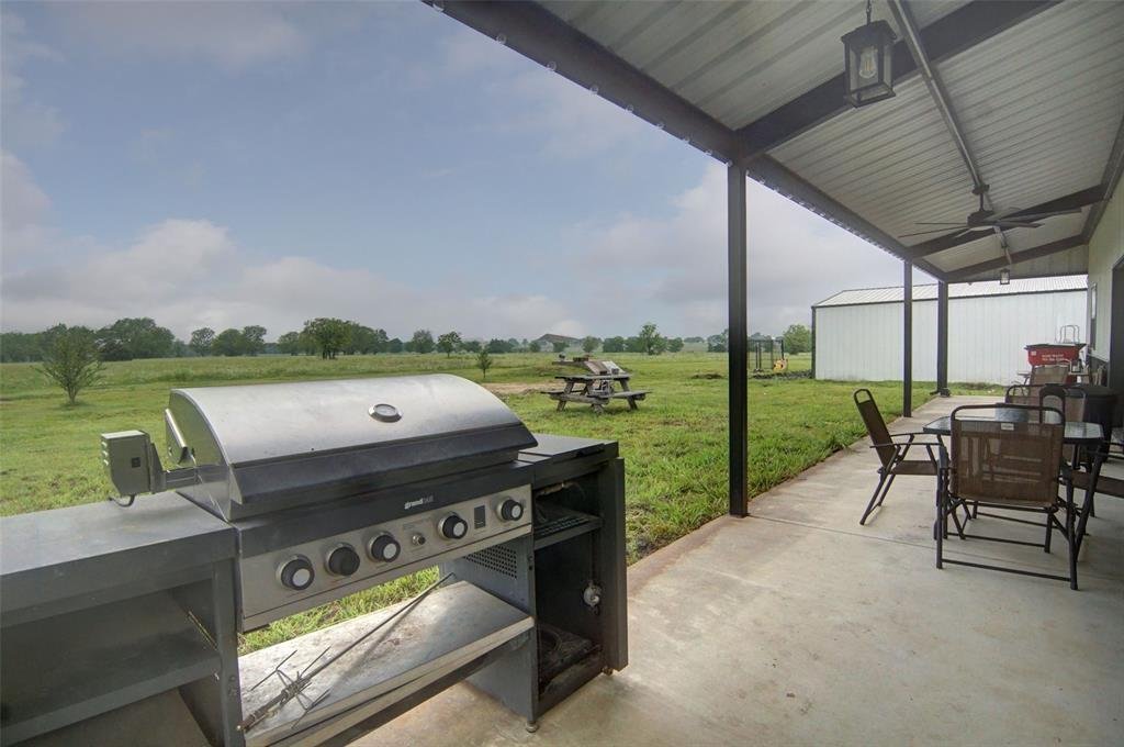 Farm Ranch in Wolfe City, Texas, United States 5 - 18535793