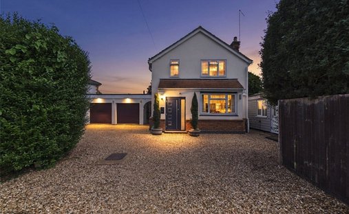 Casa a Surrey Heath, Inghilterra 1