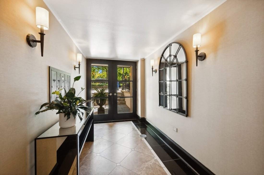 Condo in Chicago, Illinois, United States 2 - 18533009