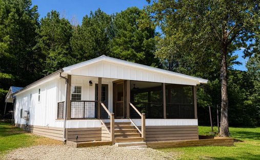 House in Centre, Alabama, United States 1