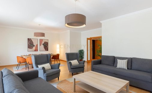 Apartment in Paco de Arcos, Lisbon, Portugal 1