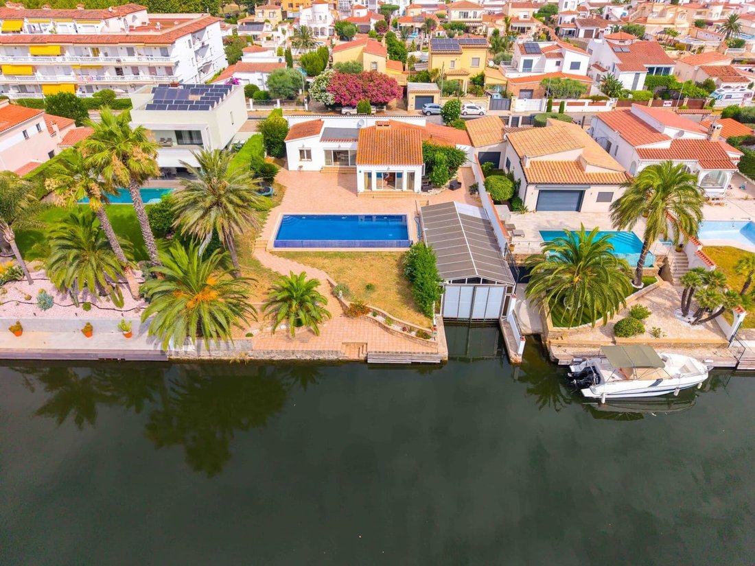 House in Empuriabrava, Catalonia, Spain 4 - 18532544