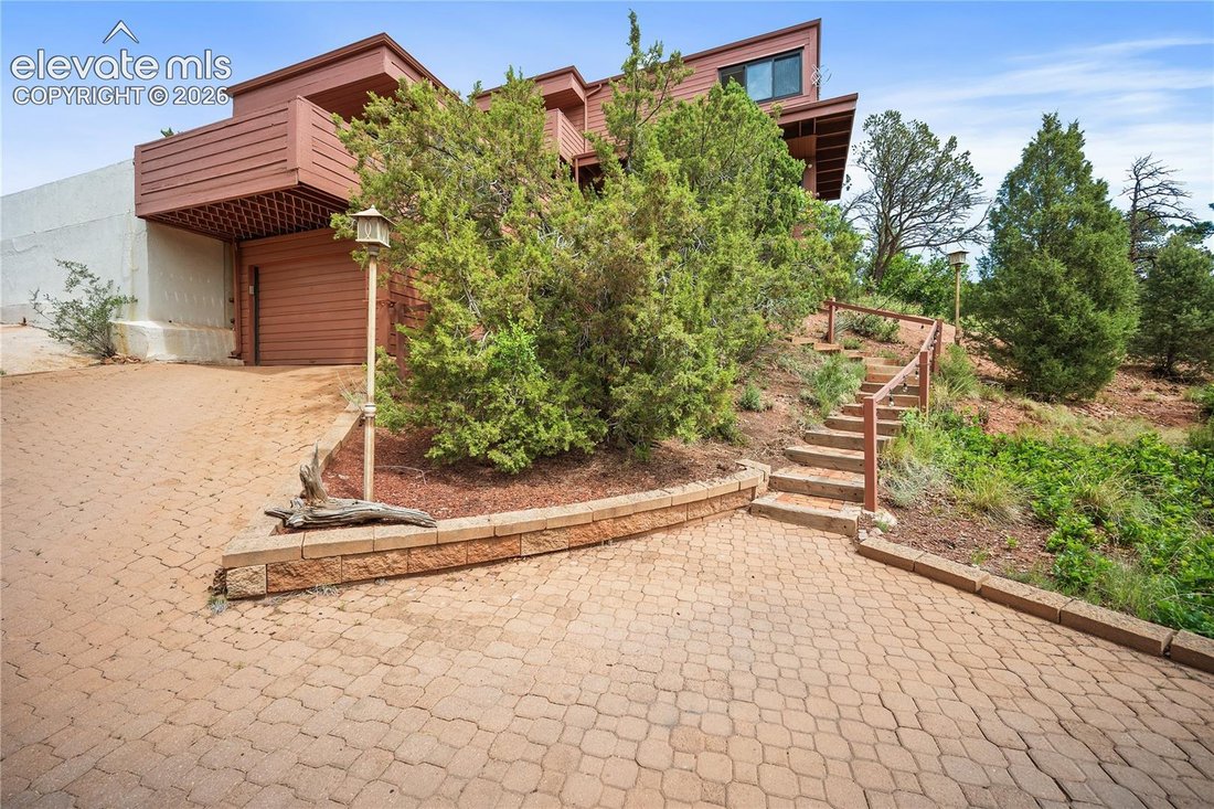 House in Manitou Springs, Colorado, United States 4 - 18203975