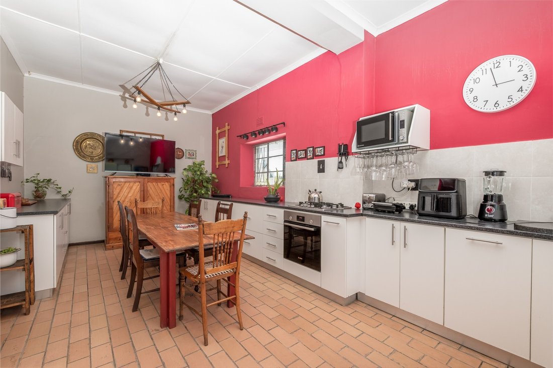 House in Franschhoek, Western Cape, South Africa 5 - 18536129