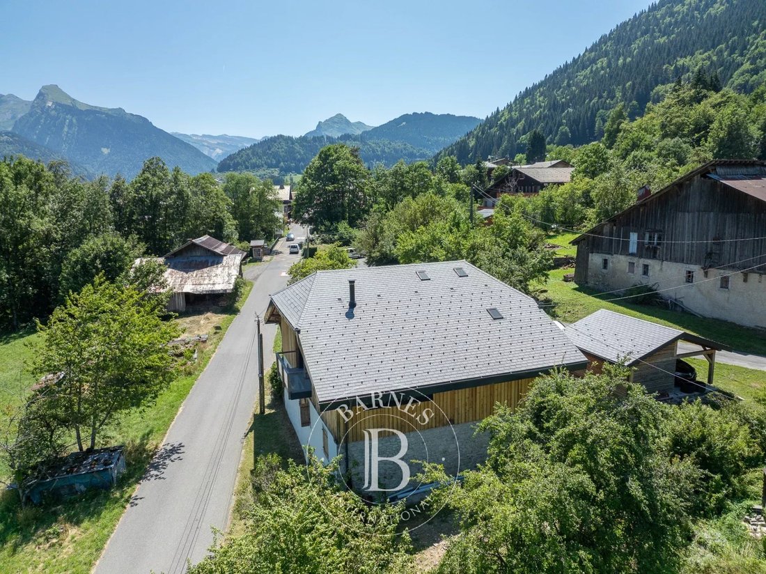 House in Essert-Romand, Auvergne-Rhône-Alpes, France 1 - 18533444