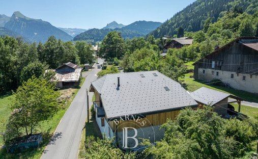 House in Essert-Romand, Auvergne-Rhône-Alpes, France 1