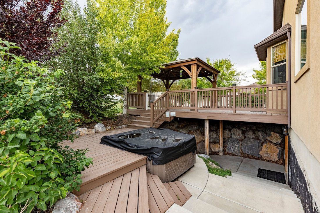 House in Saratoga Springs, Utah, United States 5 - 18533166
