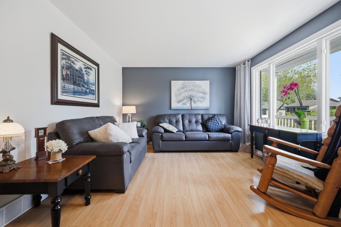 House in Boucherville, Quebec, Canada 3 - 18535471