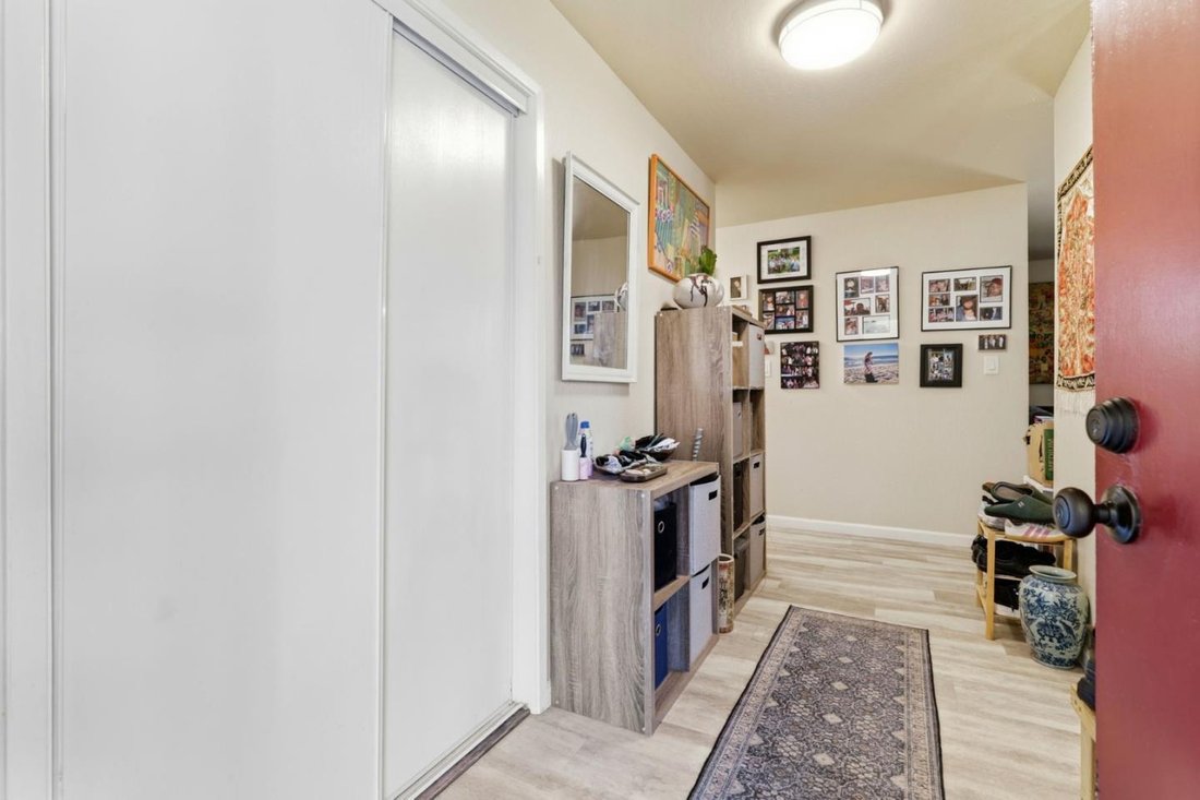 Apartment in Mountain View, California, United States 5 - 18535394