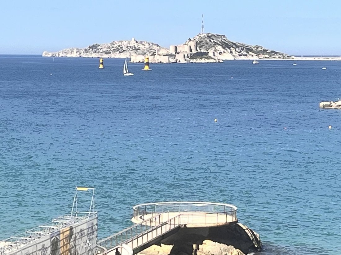 Apartment in Le Pharo, 7e Arrondissement, Marseille 2 - 18532228