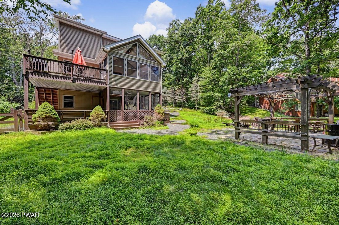 House in Hemlock Farms, Pennsylvania, United States 5 - 18533695
