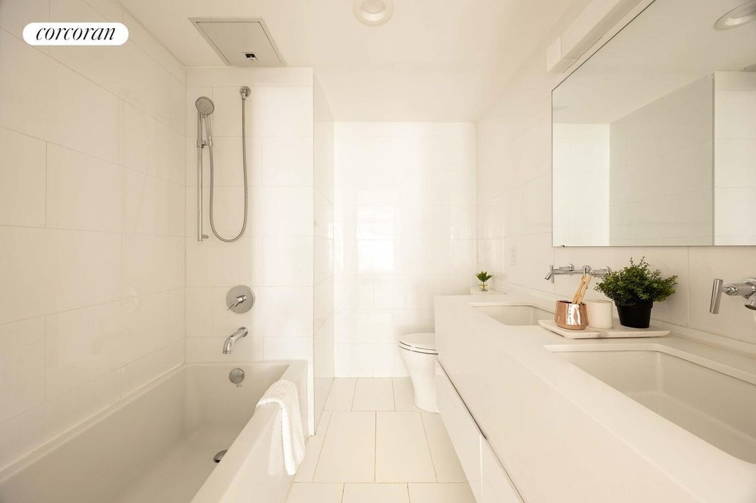 Condo in New York, New York, United States 4 - 18212550