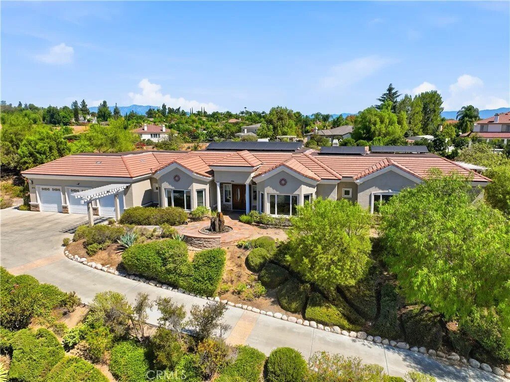 Condo in Riverside, California, United States 3 - 18535645