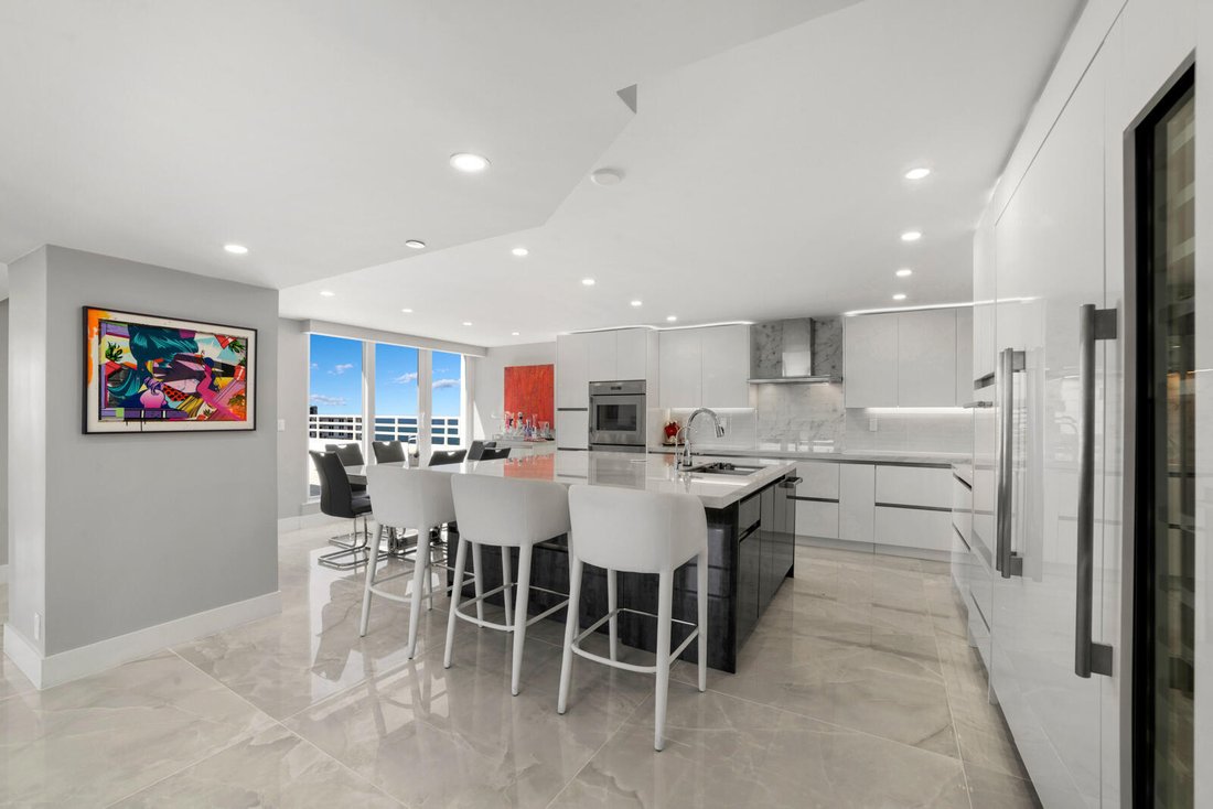 Condo in Boca Raton, Florida, United States 5 - 18536177