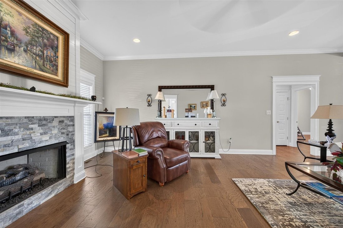 House in Alvaton, Kentucky, United States 4 - 18535571