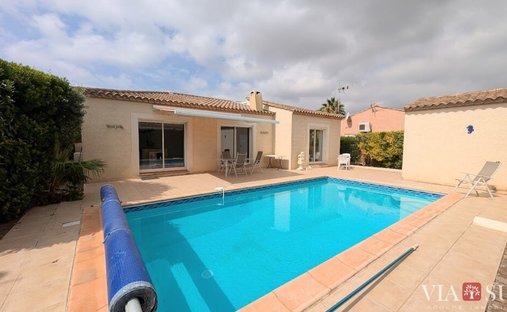 House in Sauvian, Occitania, France 1