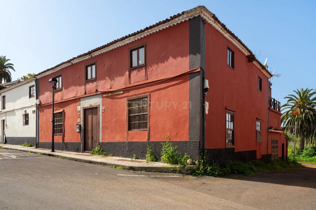 Villa in Tacoronte, Canary Islands, Spain 1 - 18302534